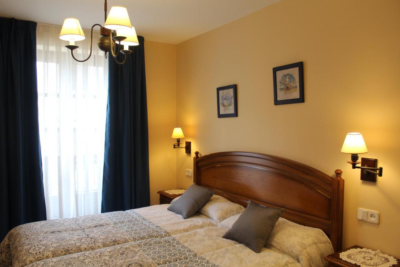 Apartamentos La Lula กูดีเยโร ภายนอก รูปภาพ